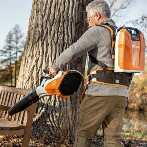 Stihl BGA 200 mit Komforttragsystem – Bild 3