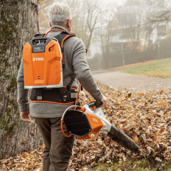 Stihl BGA 200 mit Komforttragsystem – Bild 2