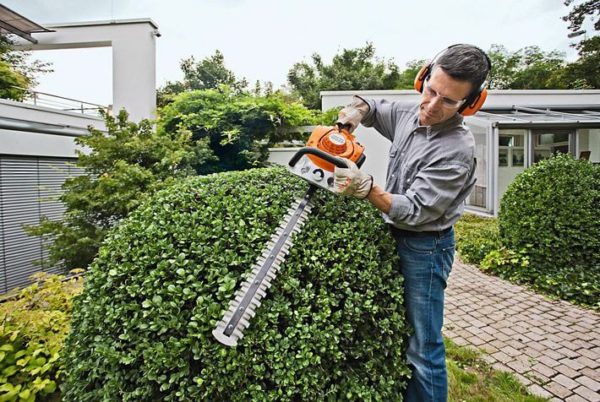 Stihl HS , Schnittlänge 45 cm – Bild 3