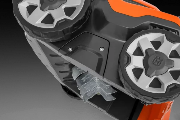 HUSQVARNA S 138i mit Akku und Ladegerät – Bild 3